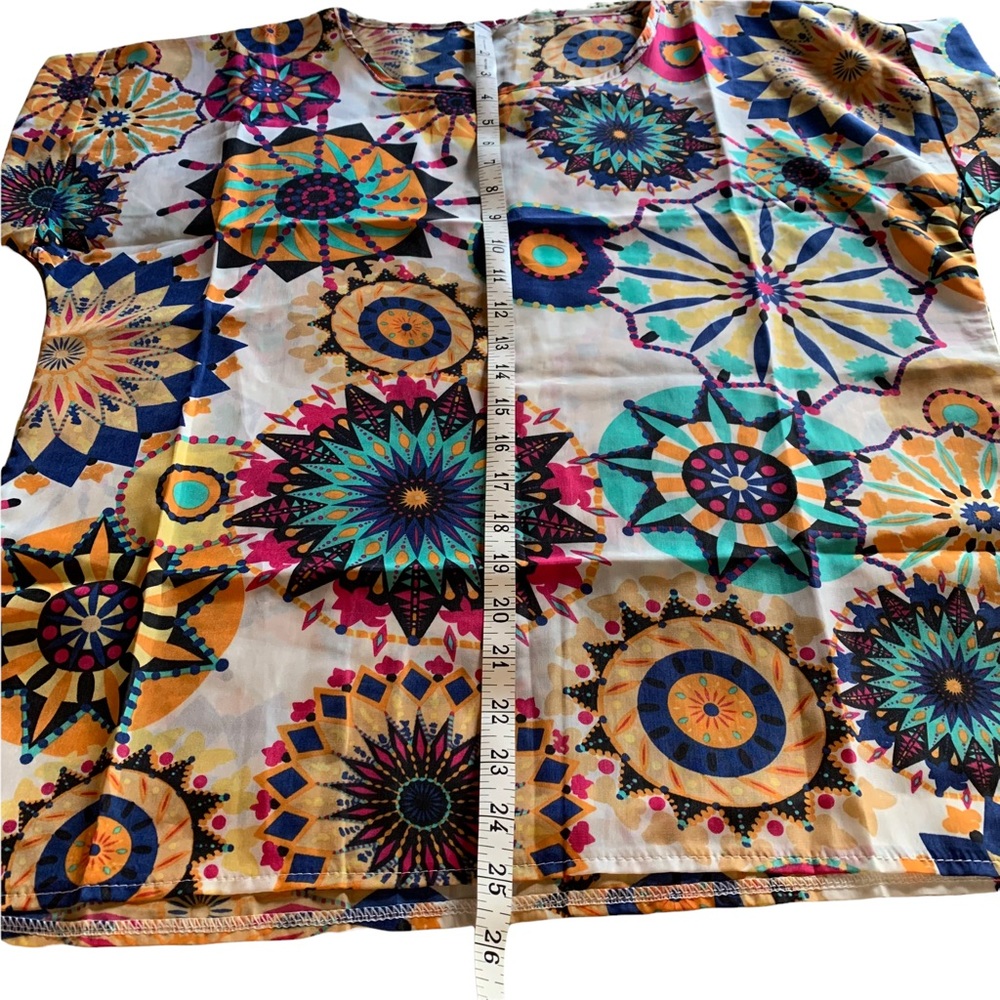 Fun Pattern Top Size XXL - Picture 7 of 10